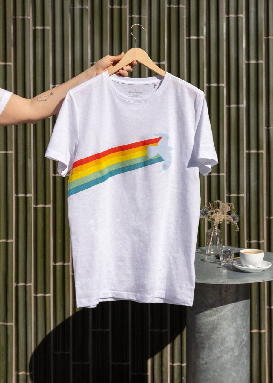 Unisex T-Shirt "Rainbow Warrior" Friedenstaube weiss