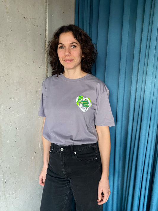 Oversize Unisex T-Shirt “Protect Amazonia - Protect Life” verblasstes Violett